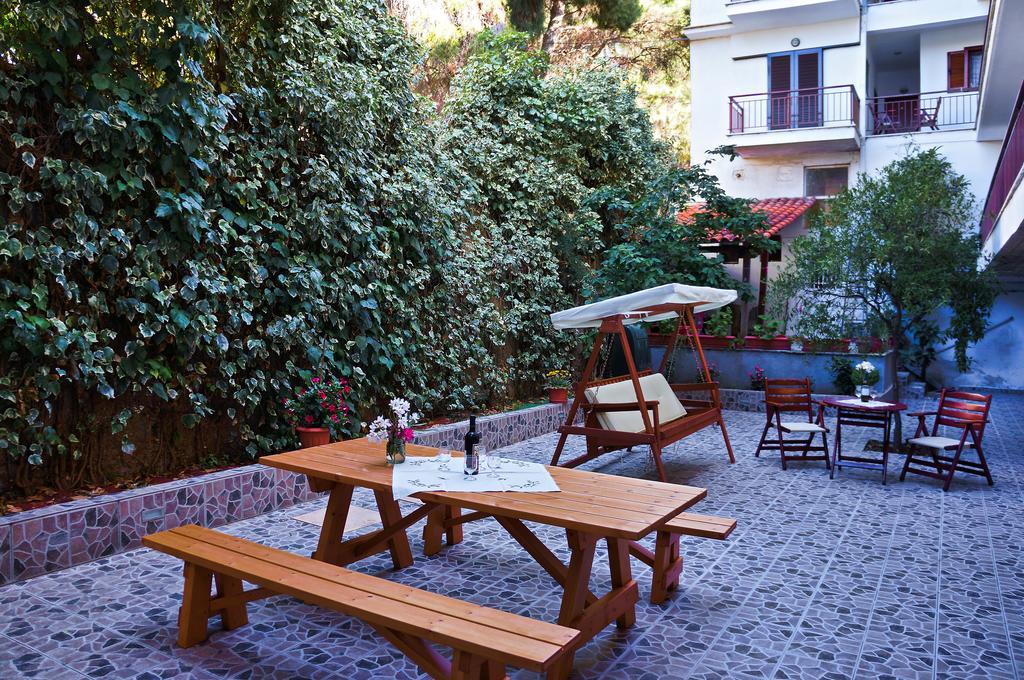 Maik Apartments Metamorfosi  Esterno foto