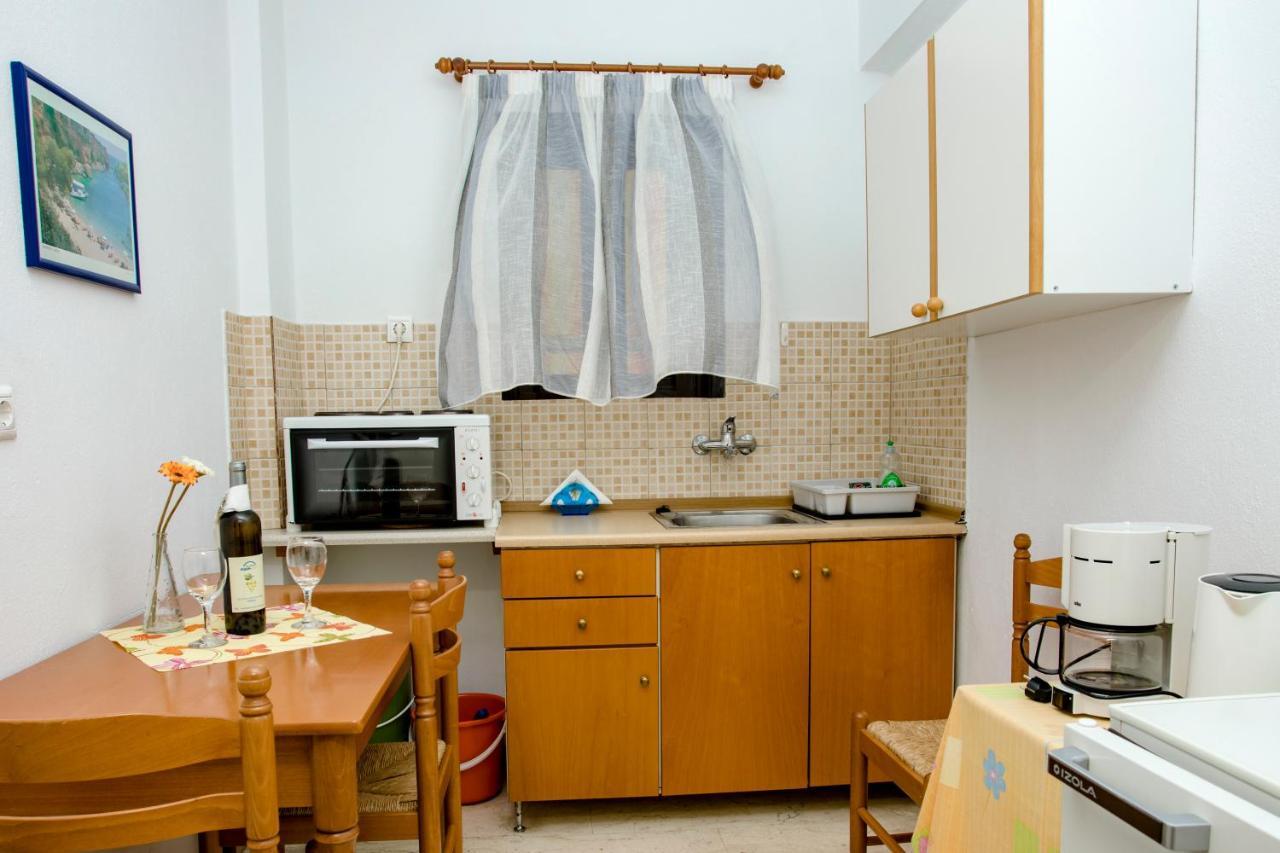 Maik Apartments Metamorfosi  Esterno foto