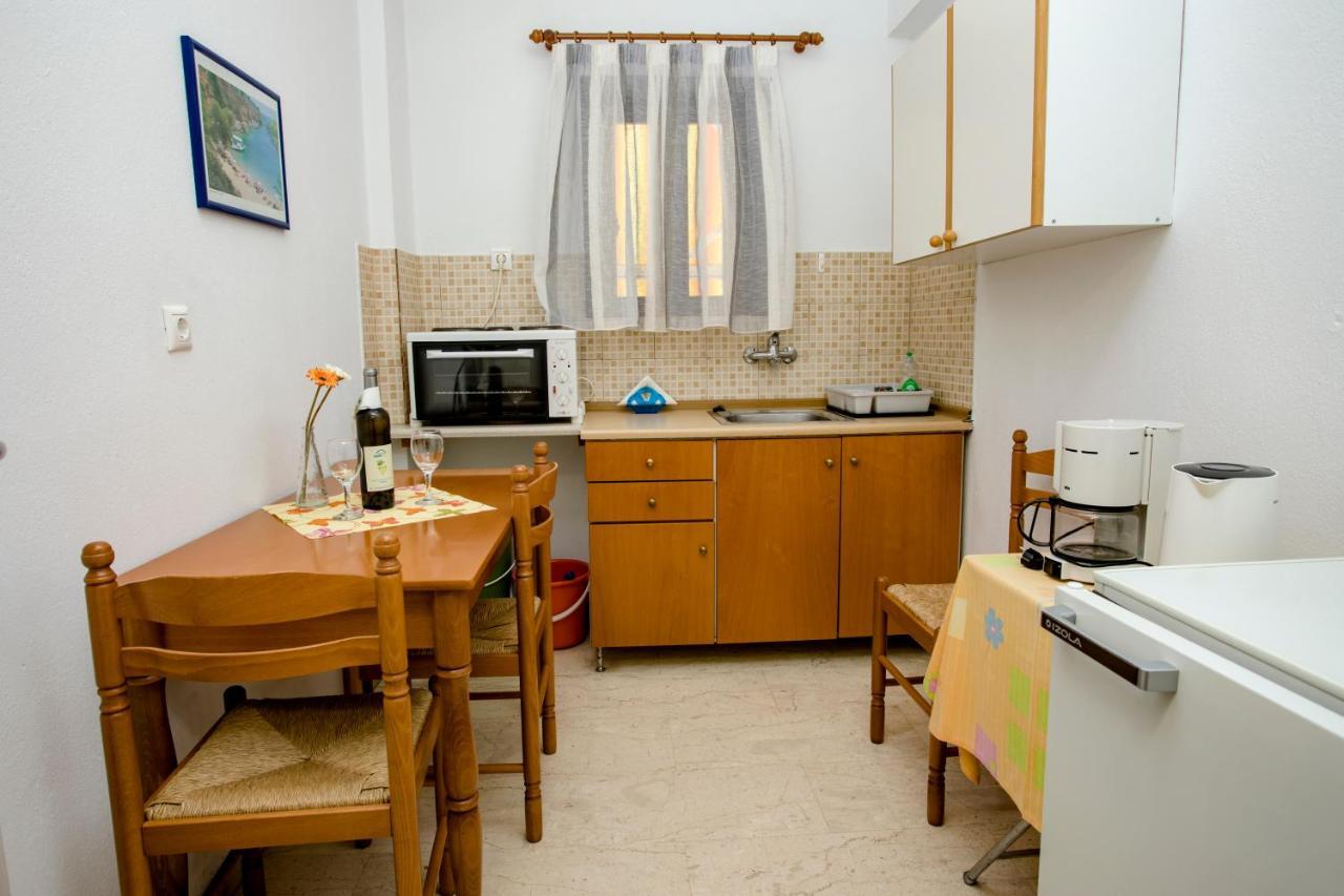 Maik Apartments Metamorfosi  Esterno foto